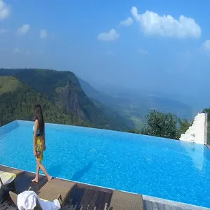 https://hills-and-hues-resort-thekkady.kerala-hotels.net