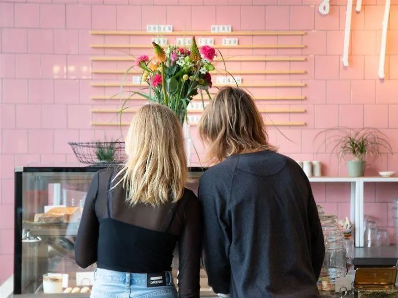 Conscious Hotel The Tire Station Amsterdam