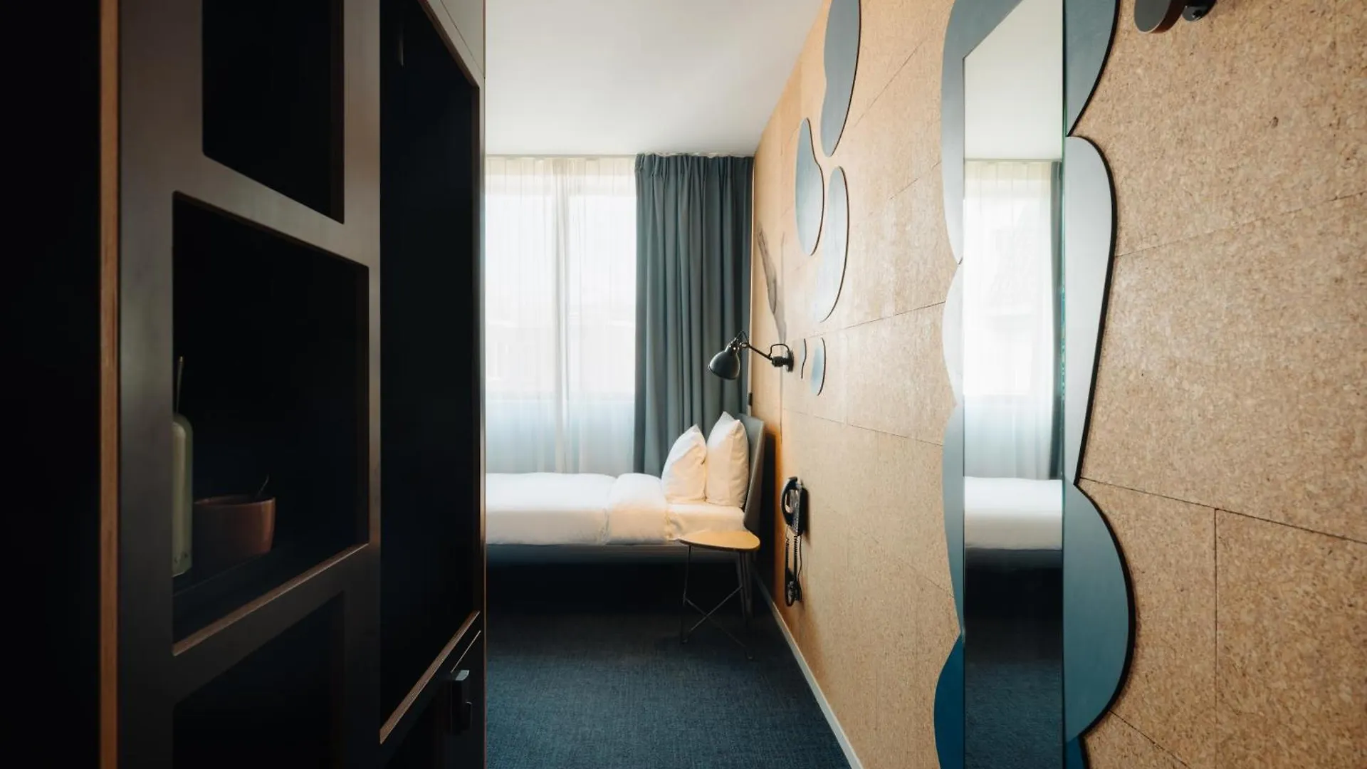 Conscious Hotel The Tire Station Amsterdam