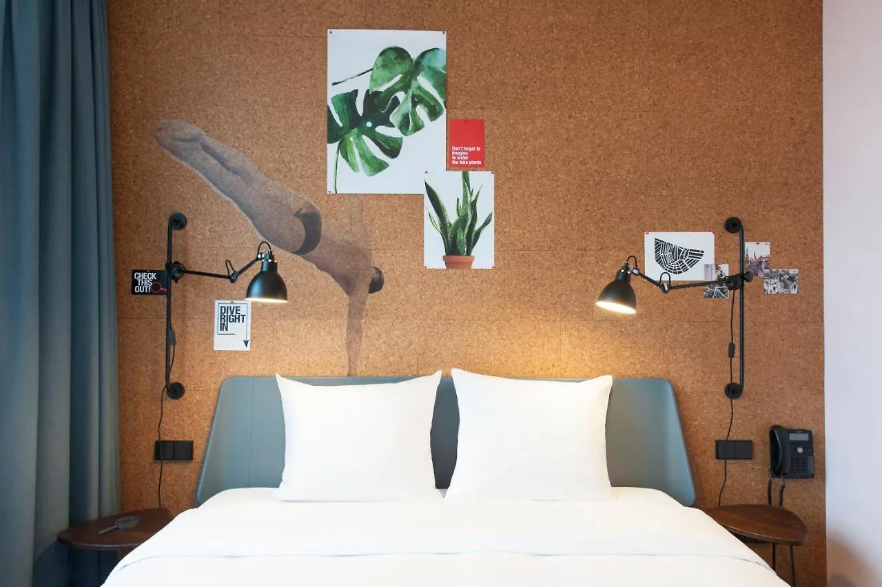 Conscious Hotel The Tire Station Amsterdam
